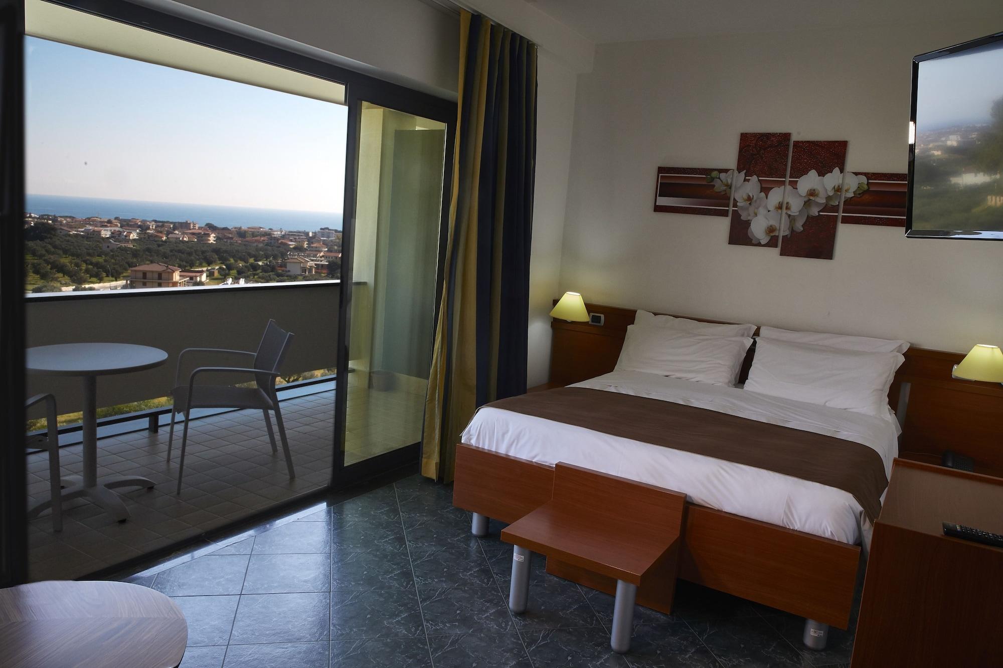 Park Hotel Mirabeau Montepaone Extérieur photo